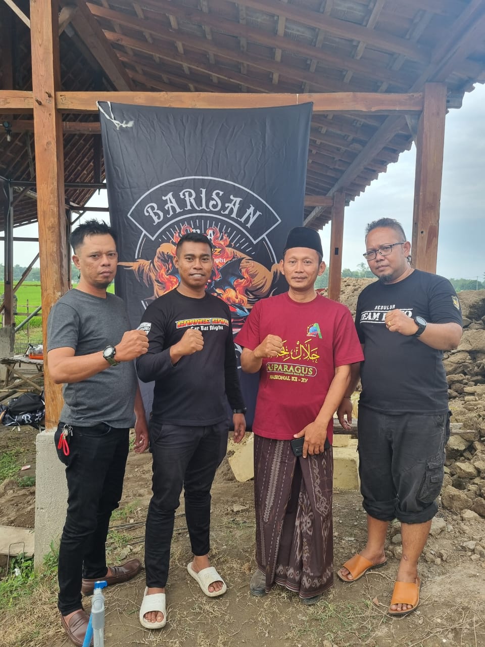 Barisan Tanpa Atasan Nusantara(BTA) Dukung Pembangunan Masjid Sabilun Najah Madiun